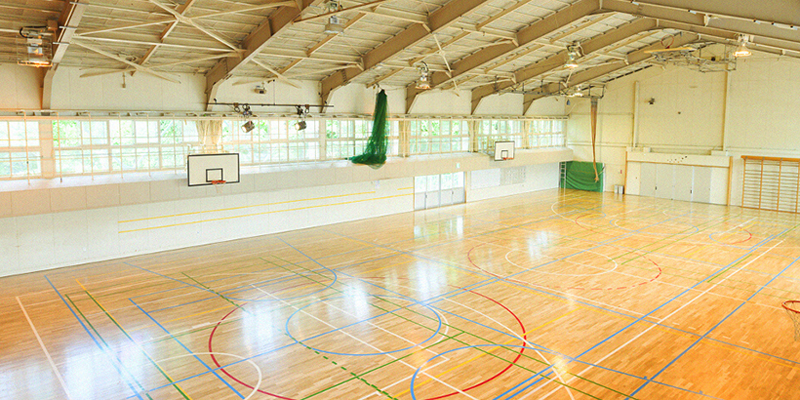 学校体育館の空調にＧＨＰ（ガスヒートポンプ）